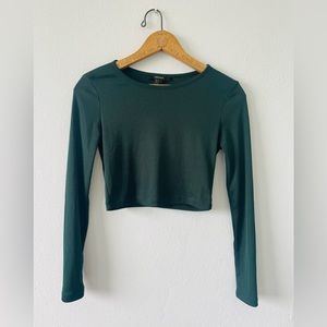 Forest green long sleeve forever 21 crop top size Medium
